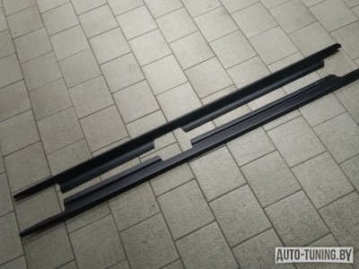 Пороги Audi 100(C4) Внутренние накладки на пороги.