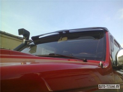 Козырёк на лобовое стекло Toyota Land Cruiser 200 