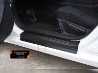 Защитно-декоративные накладки на пороги Mazda  3(III) 