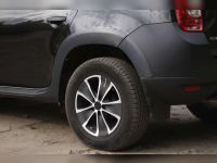 Накладки на колесные арки Renault Duster 